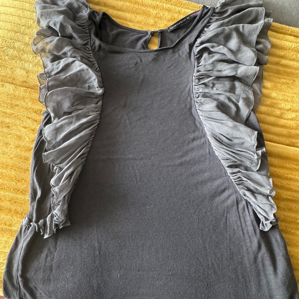 Elegant Gray Ruffle Sleeve Top